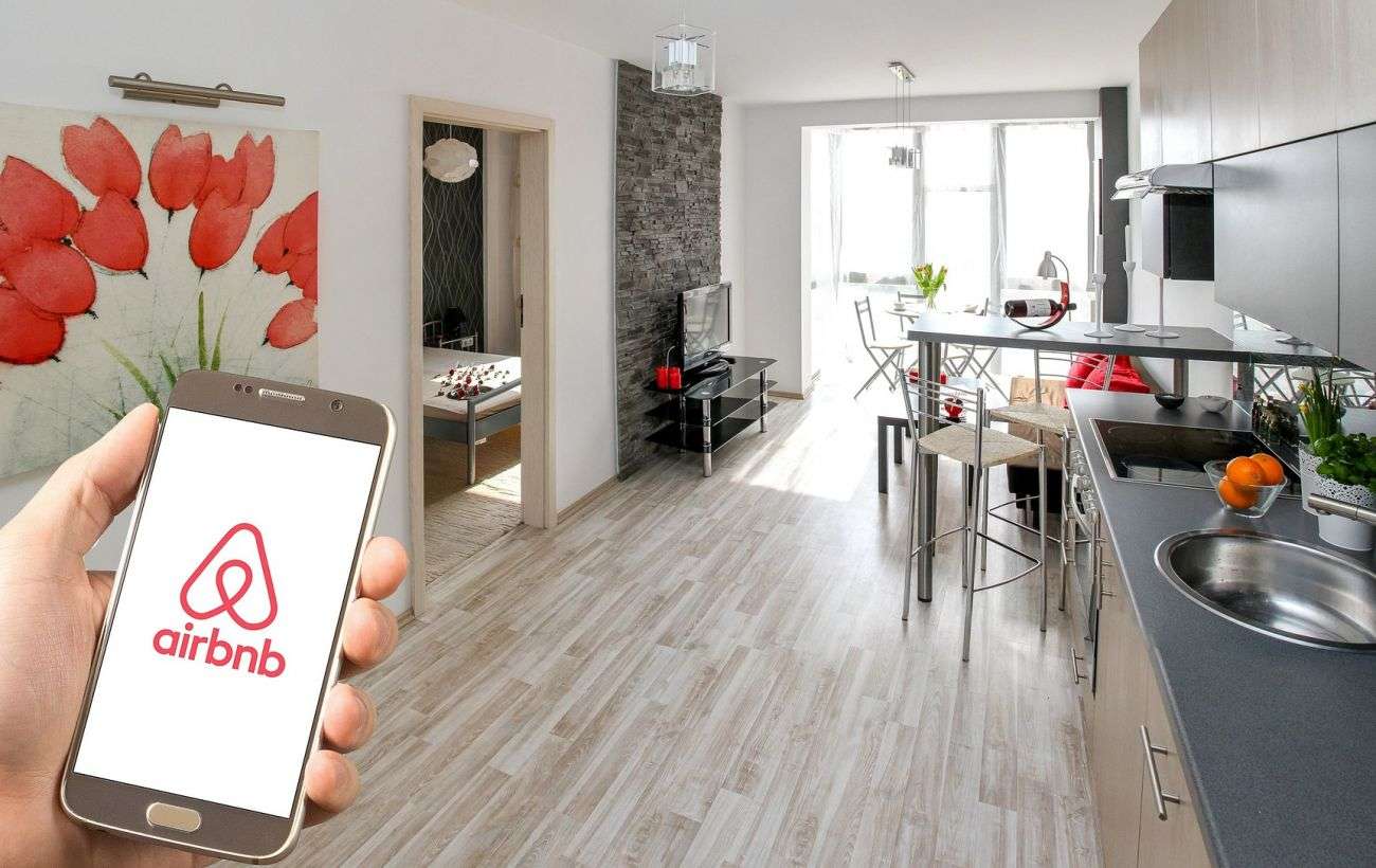 Airbnb забороняє орендодавцям встановлювати внутрішні відеокамери зображення